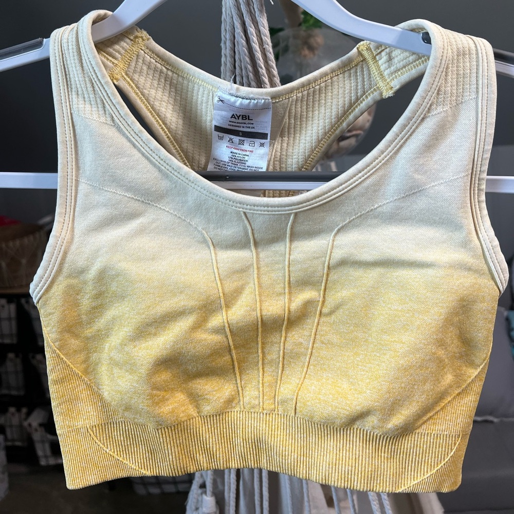 AYBL yellow pulse ombré seamless sports bra
